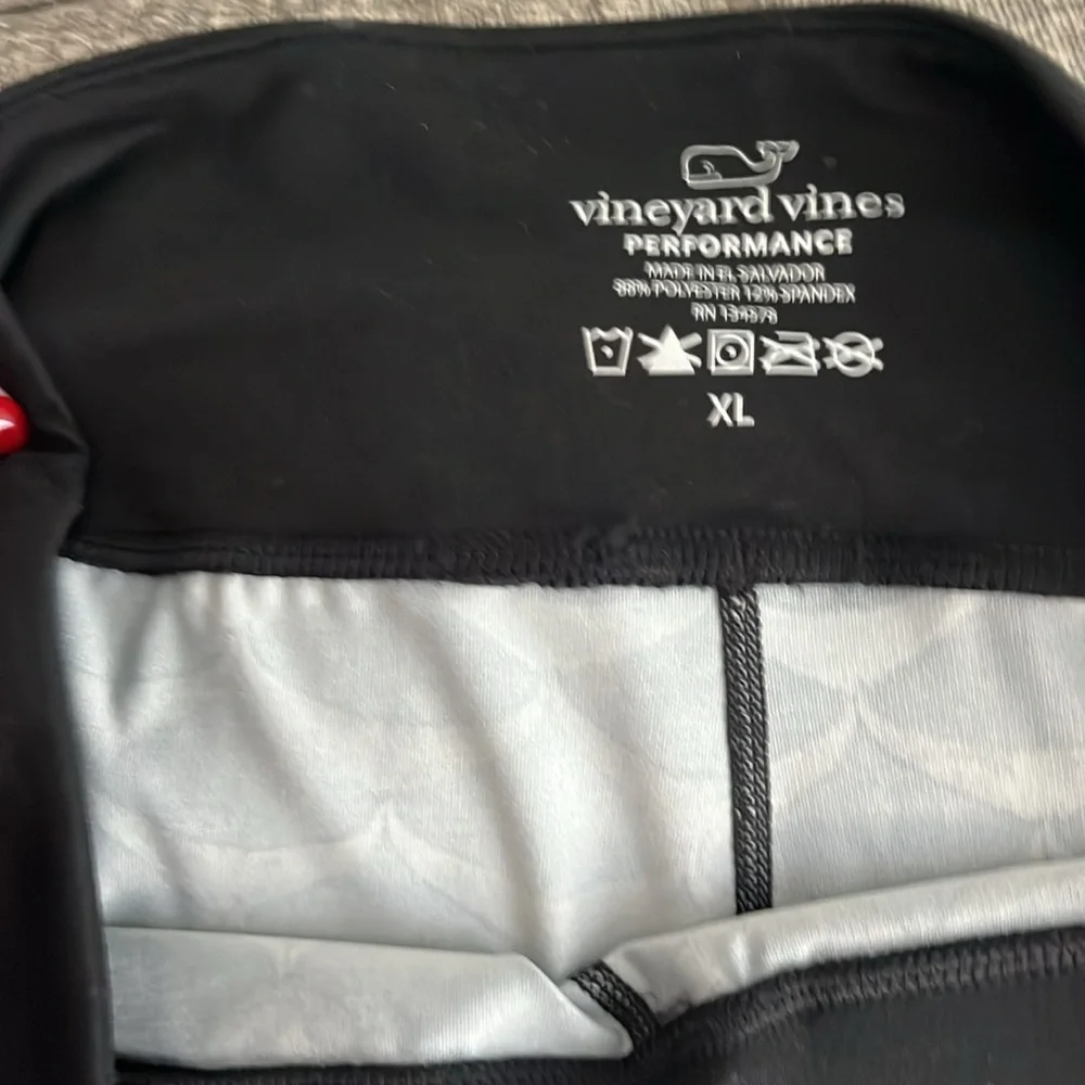 NWOT Vineyard Vines Cropped Leggings size XL - Picture 3 of 4
